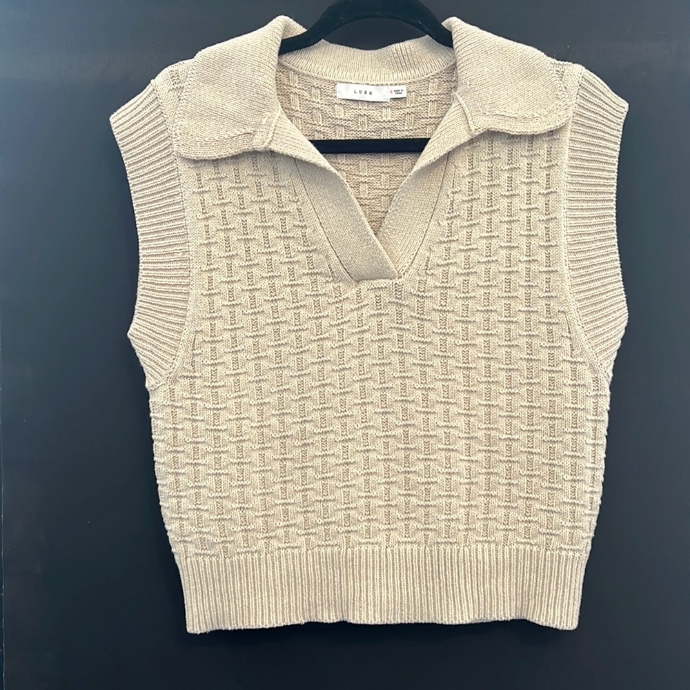 Lush sleeveless sweater